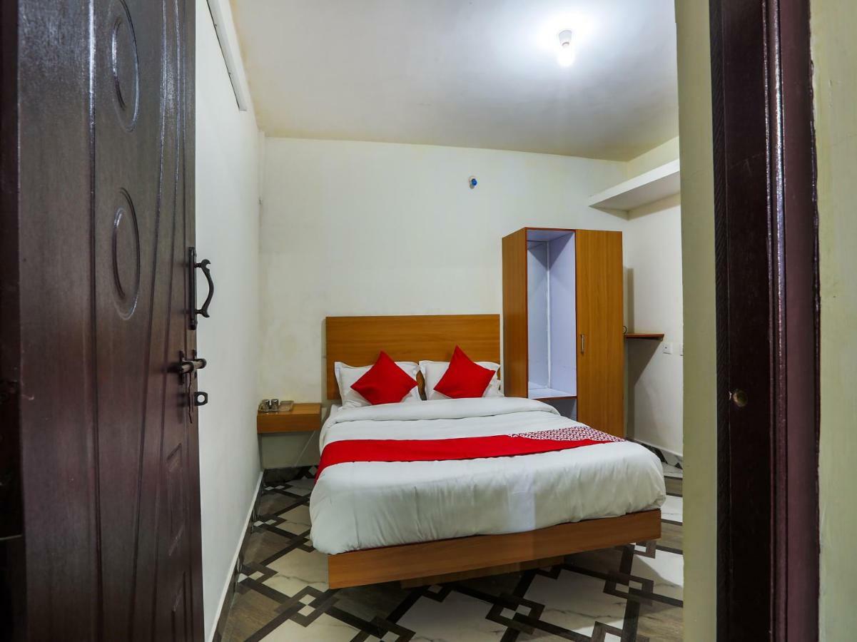 コタジリ Oyo 32995 Serenest Bed & Breakfast エクステリア 写真