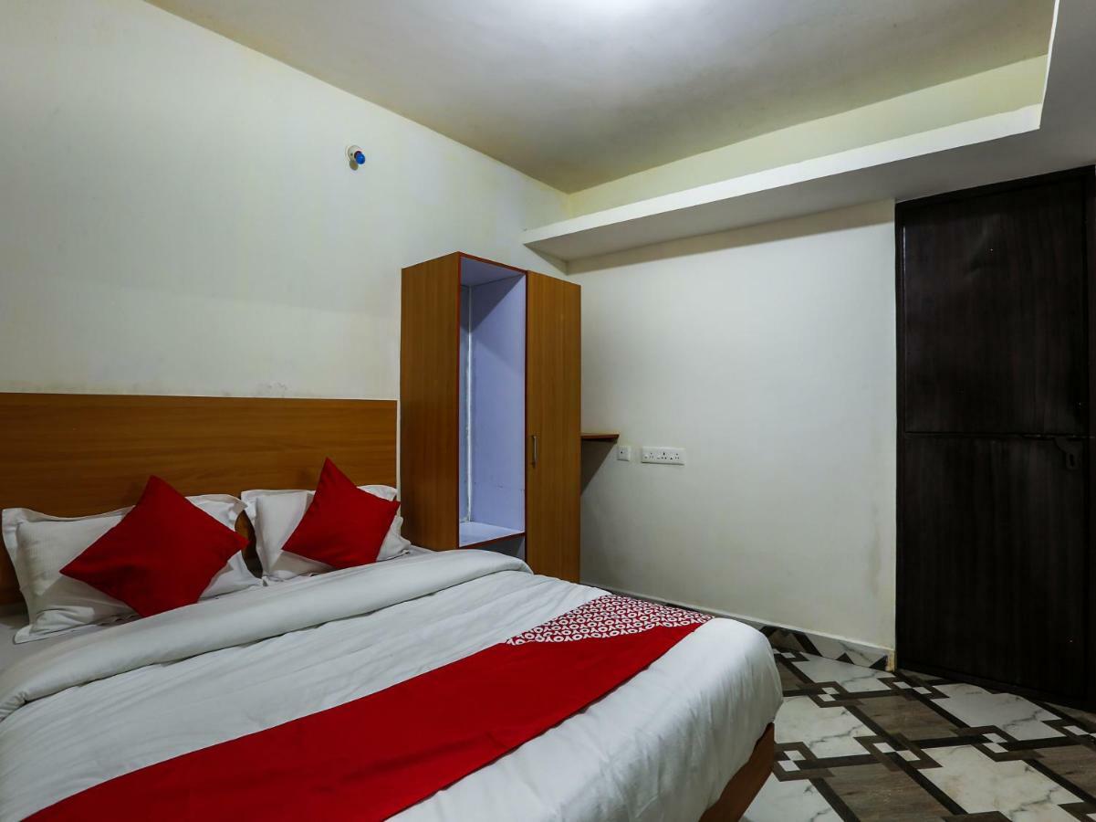 コタジリ Oyo 32995 Serenest Bed & Breakfast エクステリア 写真