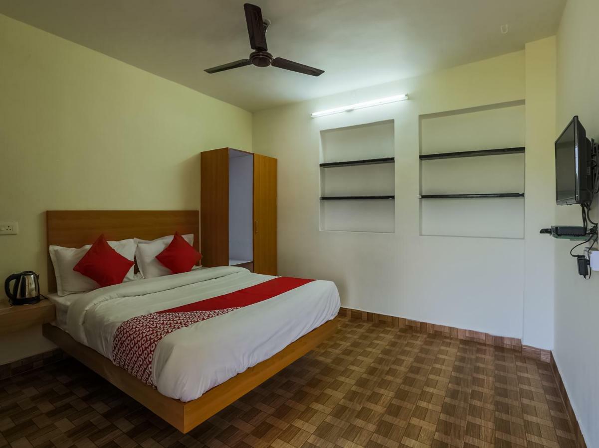 コタジリ Oyo 32995 Serenest Bed & Breakfast エクステリア 写真